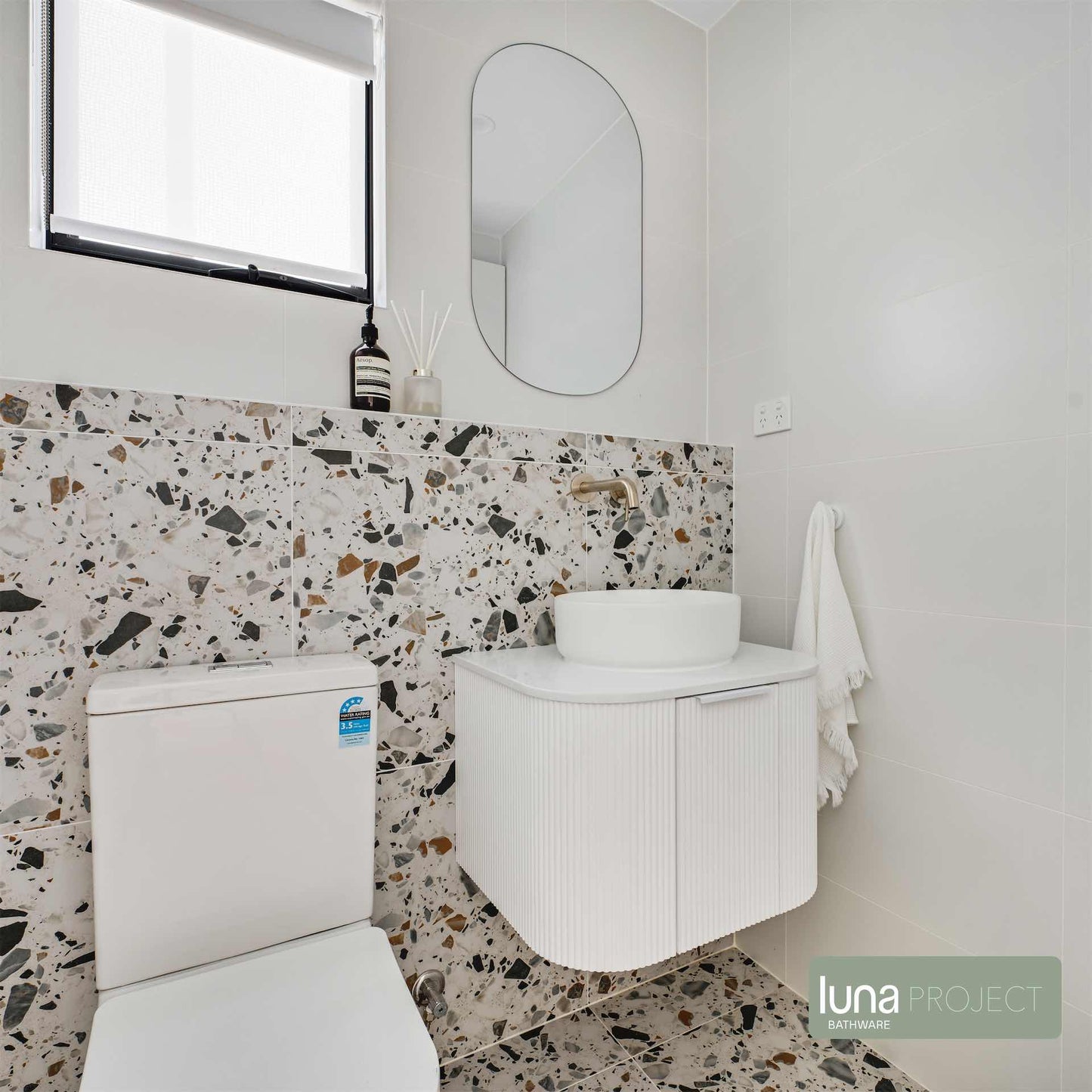 Lenny 600mm Wall Hung Curved Vanity  Matte White